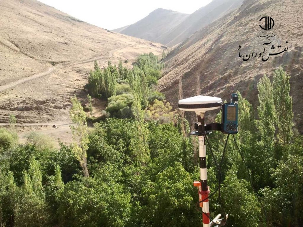 گیرنده جی پی اس نقشه برداری